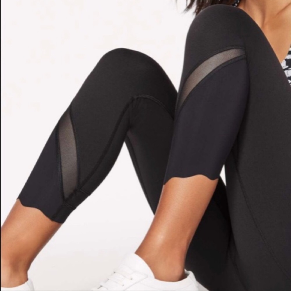 Rare Lululemon Scallop Wunder Under - image 1